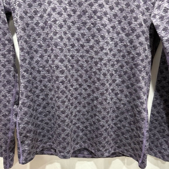 Rabbit Athletic Long Sleeve Training Top Lightweight Stretch Activewear Gym Cute - Picture 3 of 11